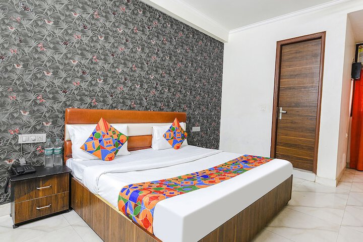 Room 20 of 27
