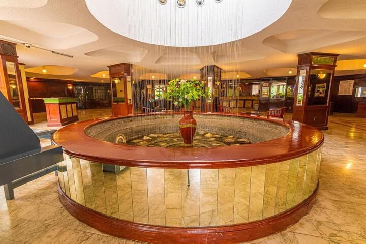 Lobby Photos