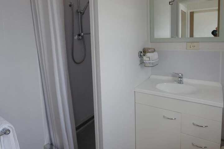 Room 15 of 21