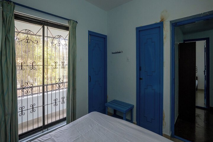 Room 8 of 53