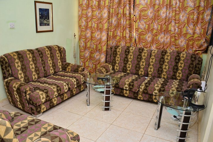 Room 15 of 30