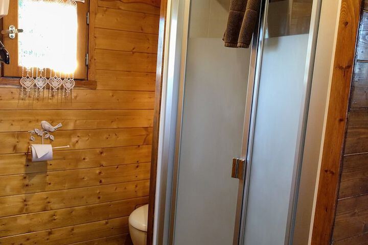 Room 104 of 160