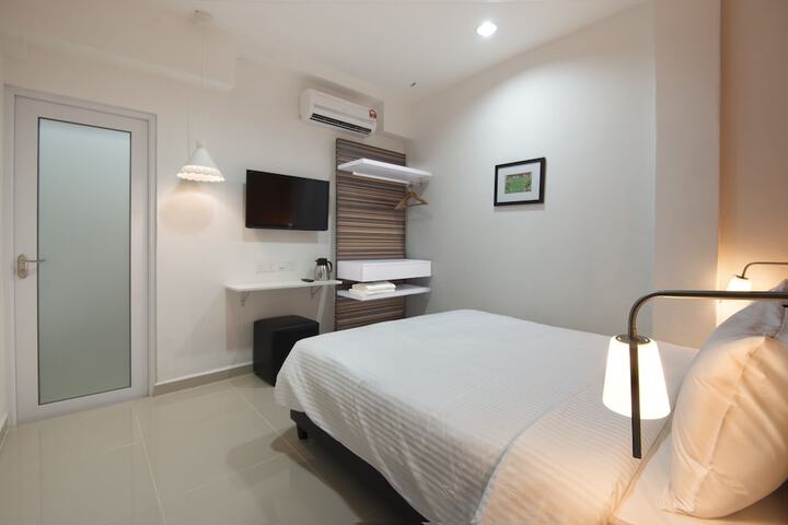 Room 5 of 45