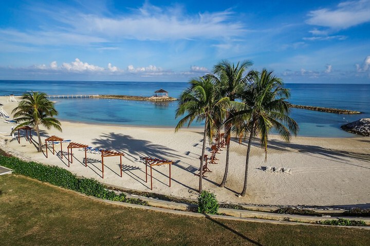 Beach 188 of 224