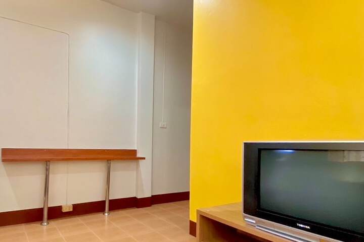 Room 16 of 40