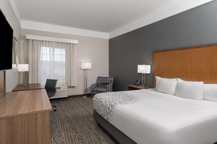 Room 32 of 58