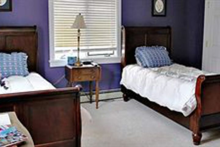 Room 8 of 28