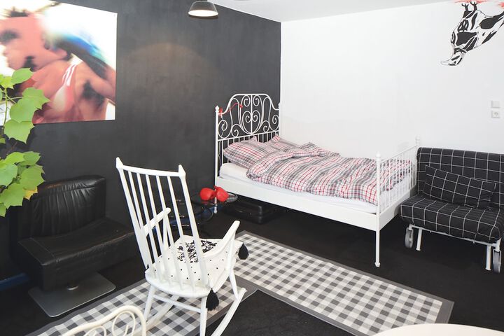 Room 3 of 36