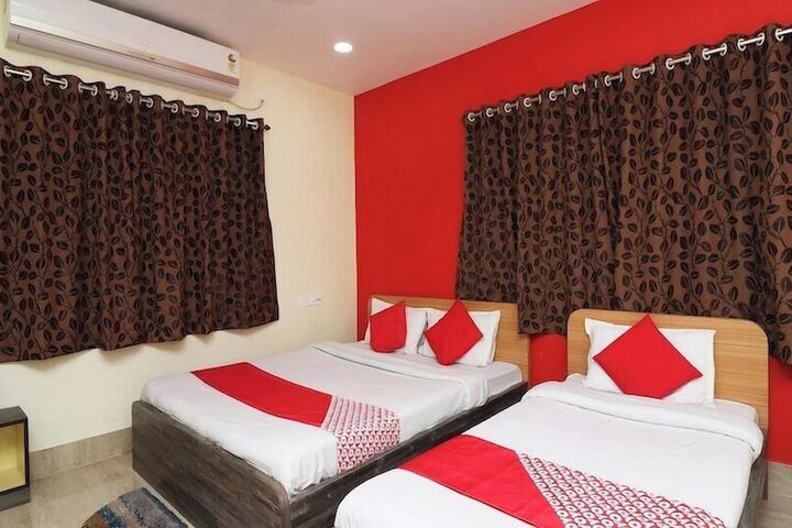 Room 5 of 14