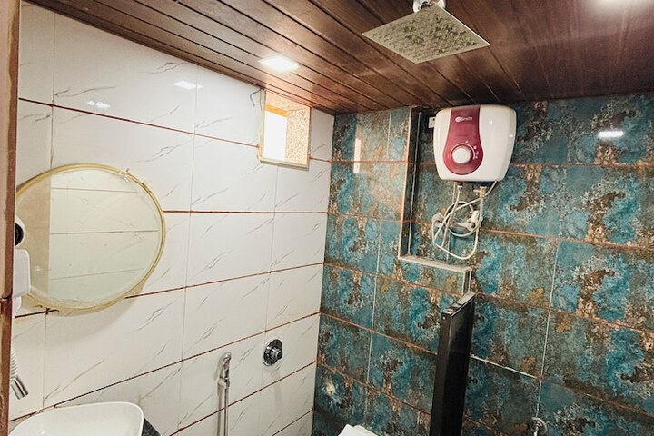 Room 21 of 30