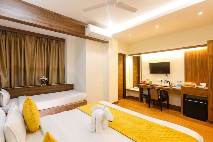 Room 18 of 121