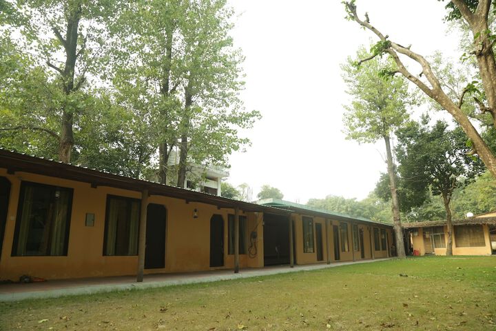 Ballroom/Hall 9 of 21