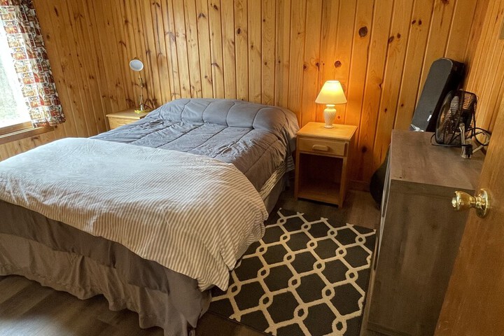 Room 2 of 21