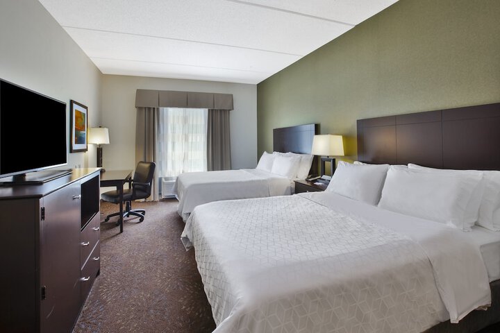 Room 25 of 65