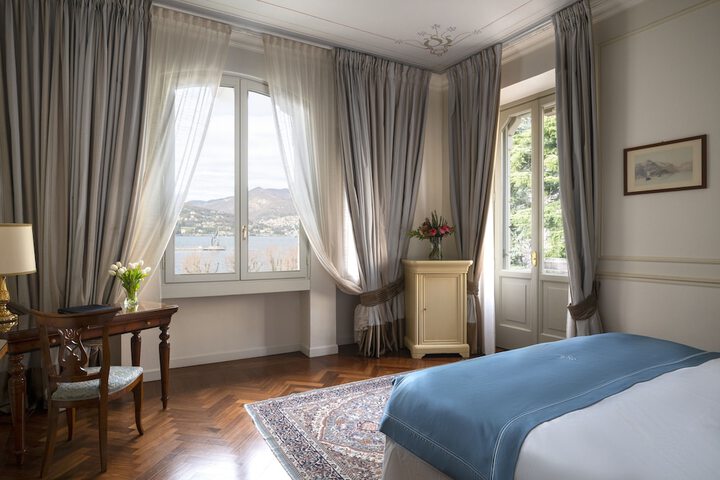 Room 44 of 91