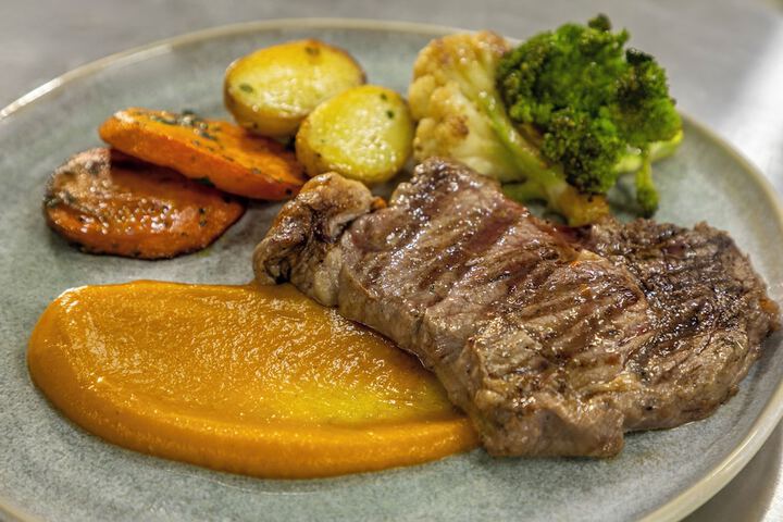 Dining 59 of 79