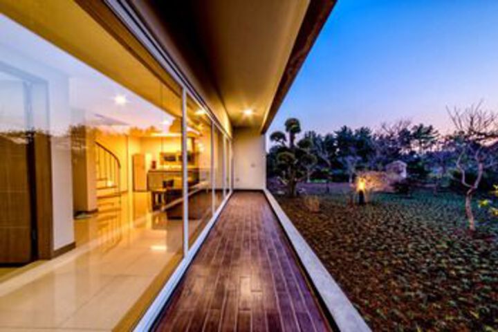 Terrace/Patio 15 of 15