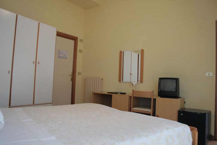 Room 18 of 41