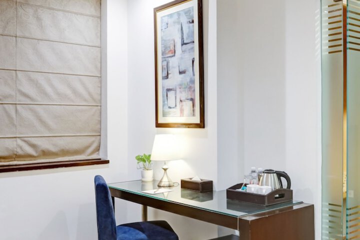 Room 48 of 63
