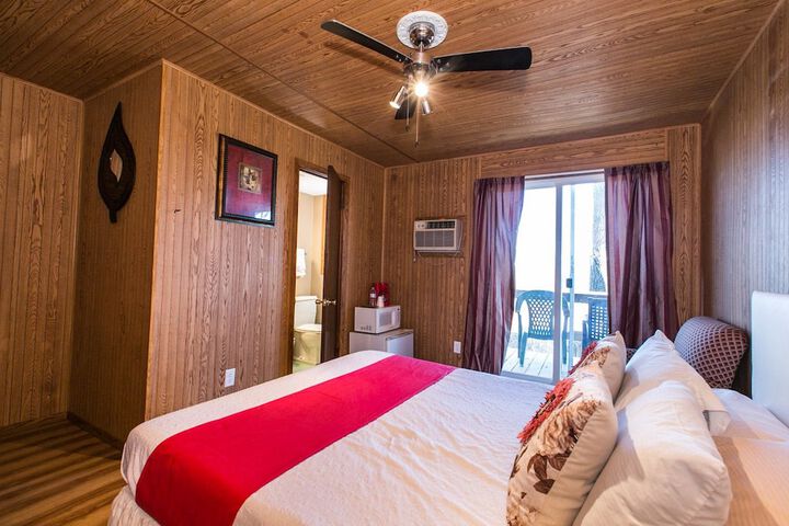 Room 2 of 21
