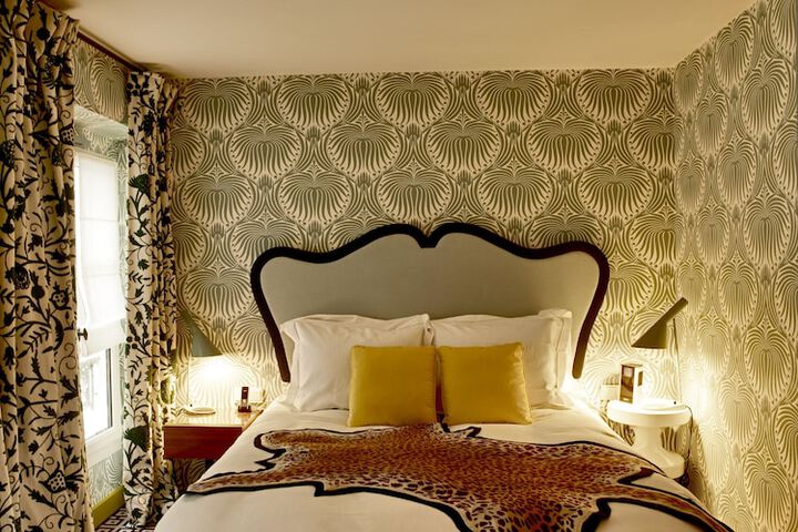 Room 4 of 53