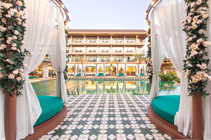 Hotel 143 of 144