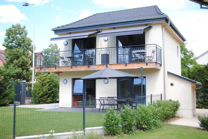 General 4 of 22