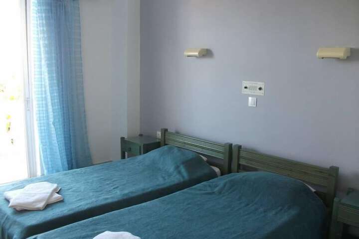 Room 5 of 48