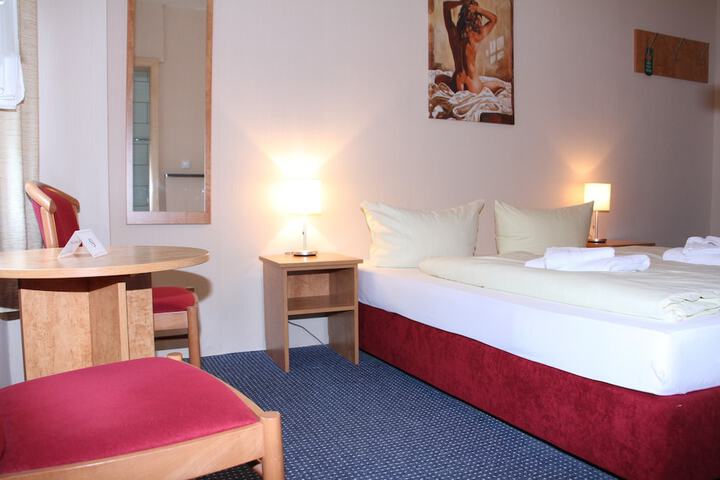 Room 9 of 56