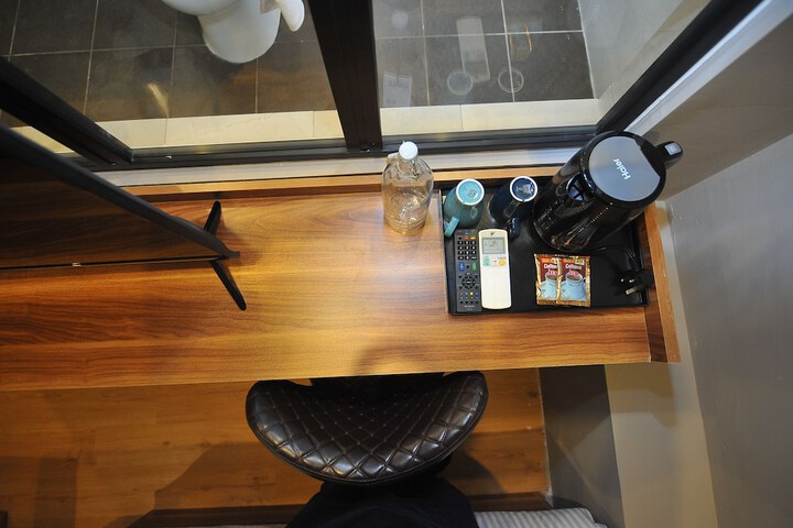 Room 35 of 58