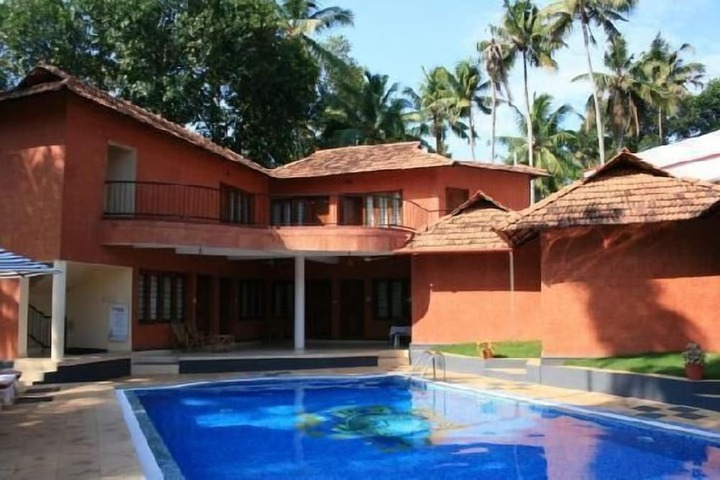 Pool Hotel