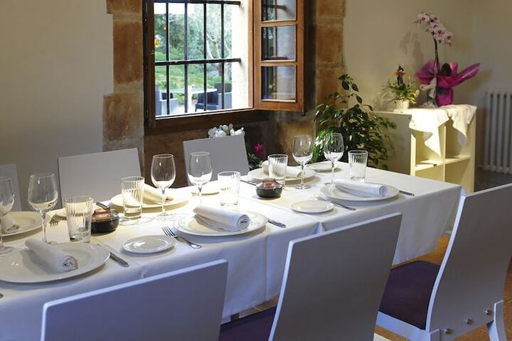 Dining Photos