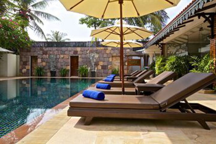 Sundeck 76 of 81