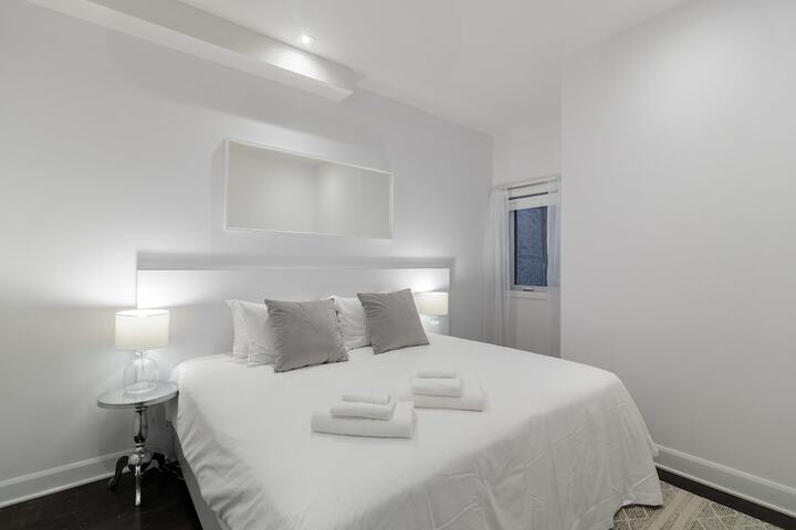 Room 152 of 197