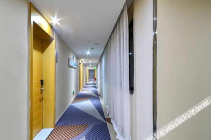 Hotel Interior 12 of 23