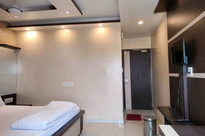 Room 40 of 150