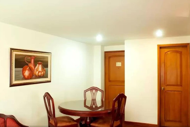 Dining Photos