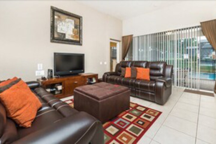 Gorgeous 5 Bedroom Pool Home in Windsor Hills Resort in Kissimmee, FL
