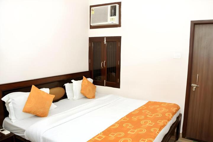 Hotel Blue Star