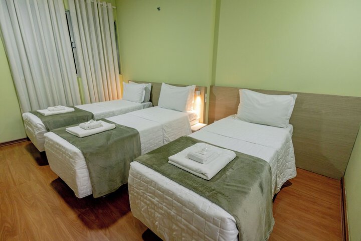 Room 6 of 119