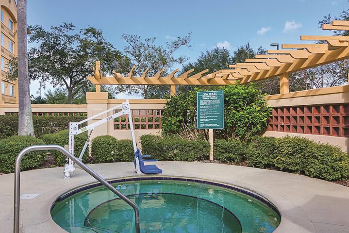 Hotel with Pool