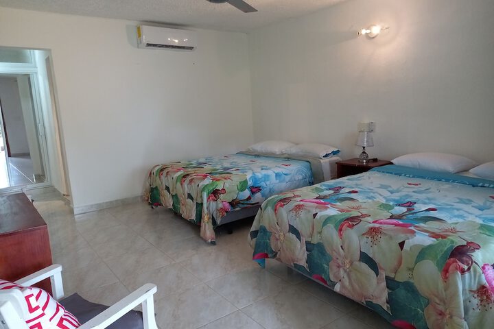 Room 9 of 52