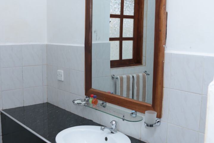 Room 52 of 130