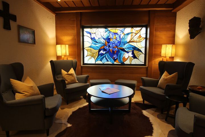 Hotel Interior 6 of 127