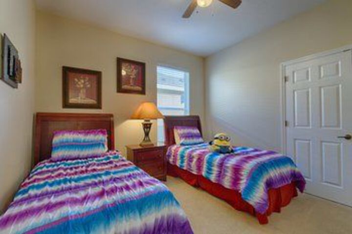 Room 14 of 25