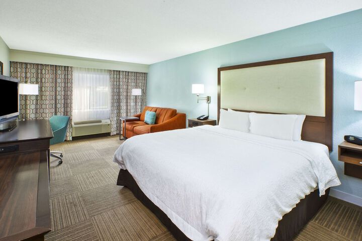 Room 4 of 24