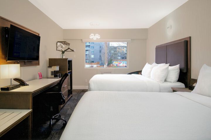 Room 15 of 120