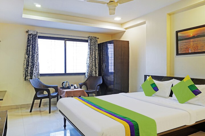 Itsy Hotels Chetan Executive Hadapsar Phursungi