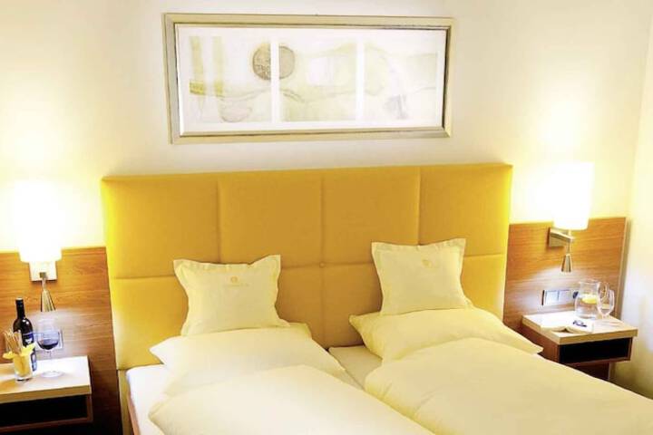 Room 19 of 54
