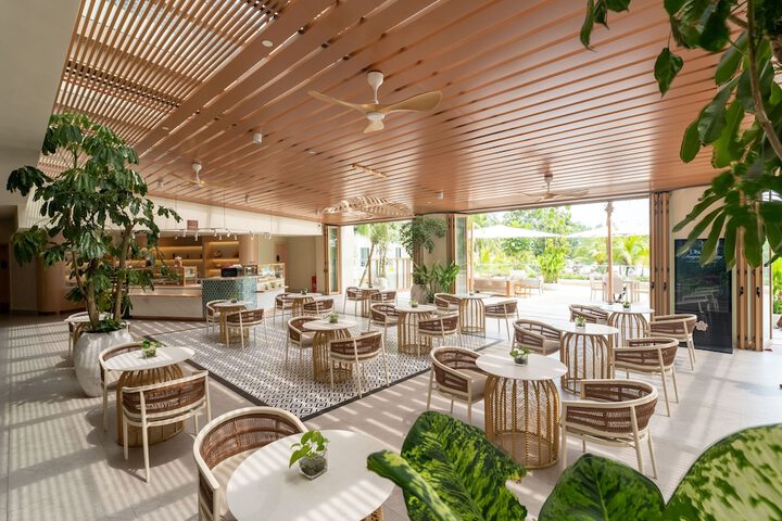 Hotel Lobby